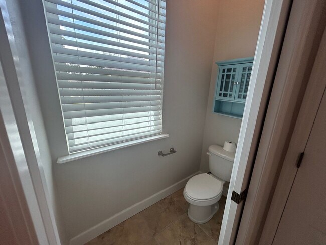 Building Photo - Beautiful Home in Oakmont Community