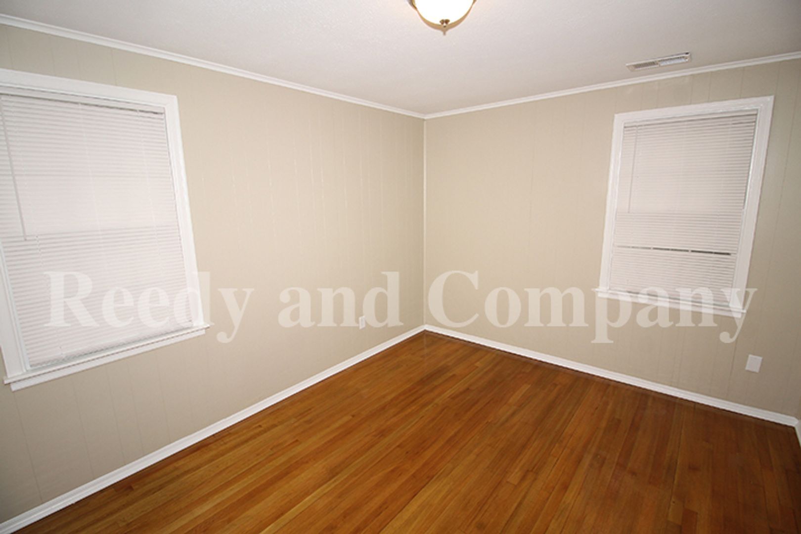 Building Photo - 1446 Russwood Rd
