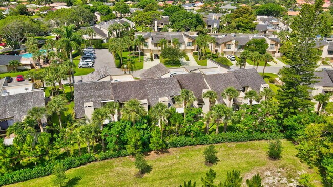Building Photo - 22922 Ironwedge Dr