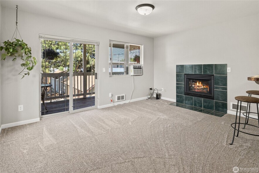 Covered balcony off your living room - 502 E River Ave