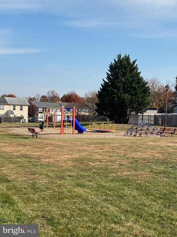 Building Photo - 204 Banbury Terrace