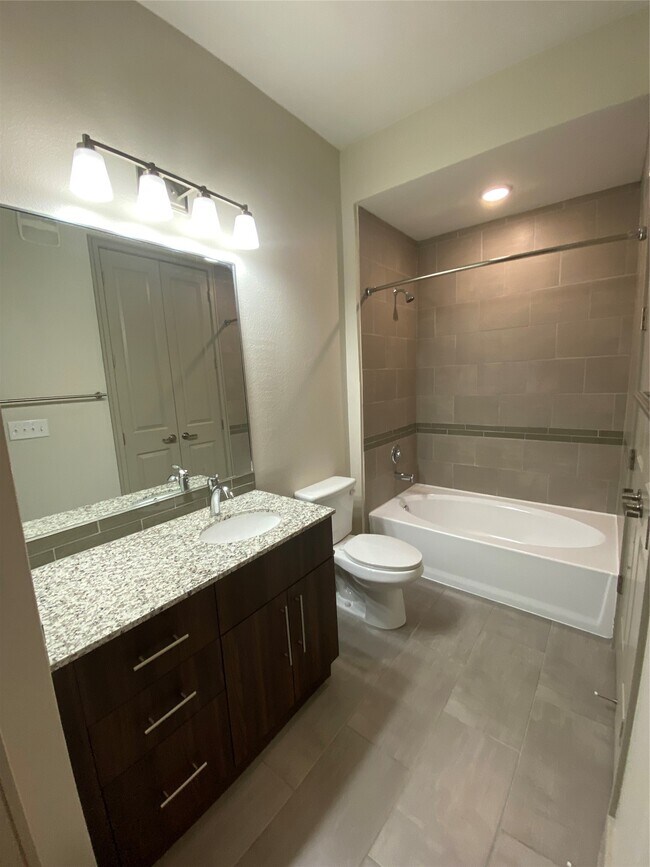 Building Photo - 1800 St Joseph Pkwy