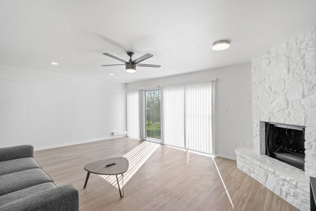 Building Photo - North Central Greater Harmony Hills Area