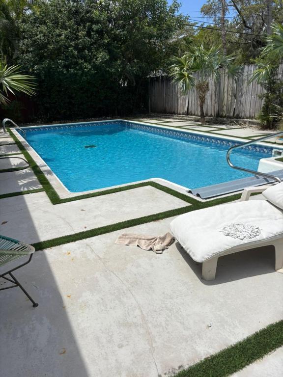 Building Photo - 1990 Keystone Blvd