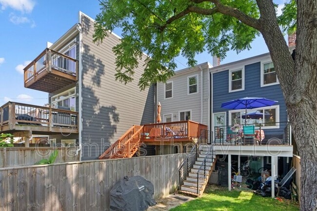 Building Photo - 1275 Oates St NE