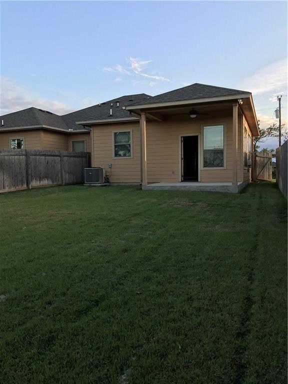 Building Photo - 118 Pahala Ct