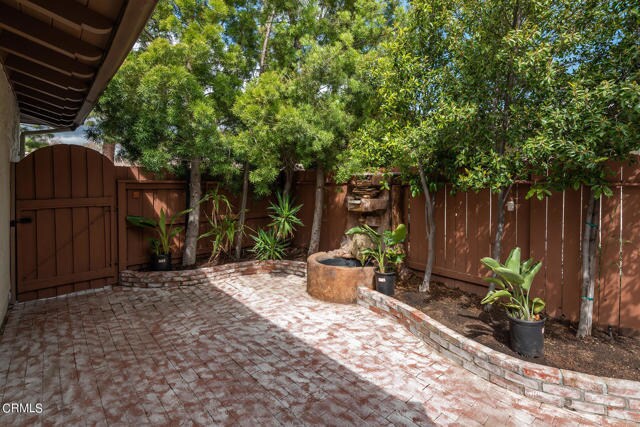 Building Photo - 1129 Glenbridge Cir