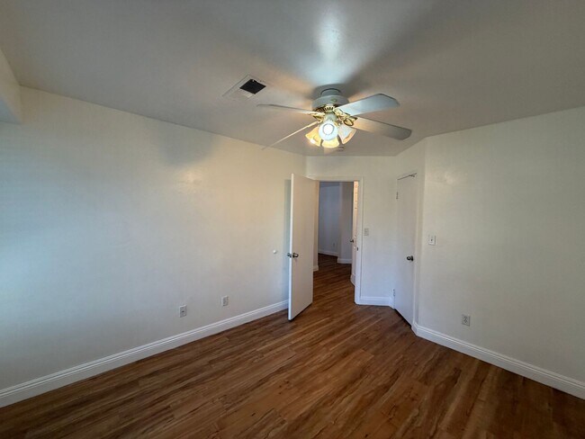 Building Photo - 5800 Potenza Ln