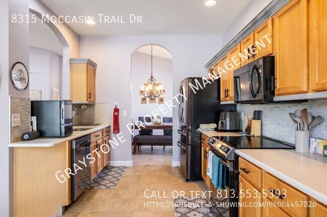 Building Photo - 8315 Moccasin Trail Dr