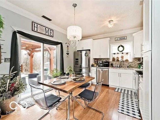 Building Photo - 10267 Blue Sky Dr