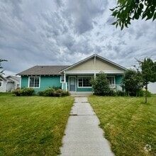 Building Photo - Cute 3 bed 2 bath unit for rent!