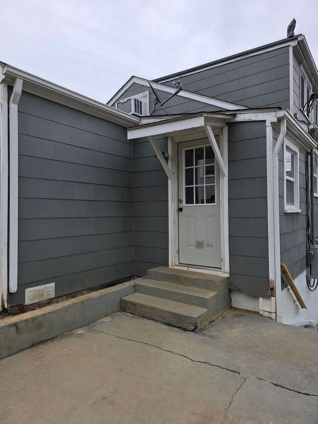 Building Photo - 116 Sixth Avenue