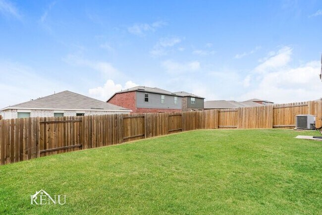 Building Photo - 2026 Delta Downs Dr