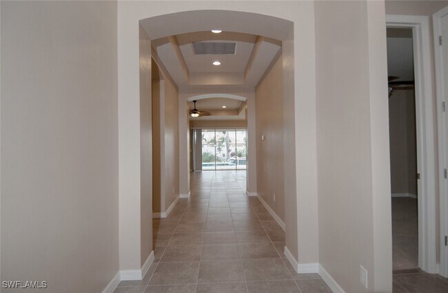 Building Photo - 3025 Sunset Pointe Cir