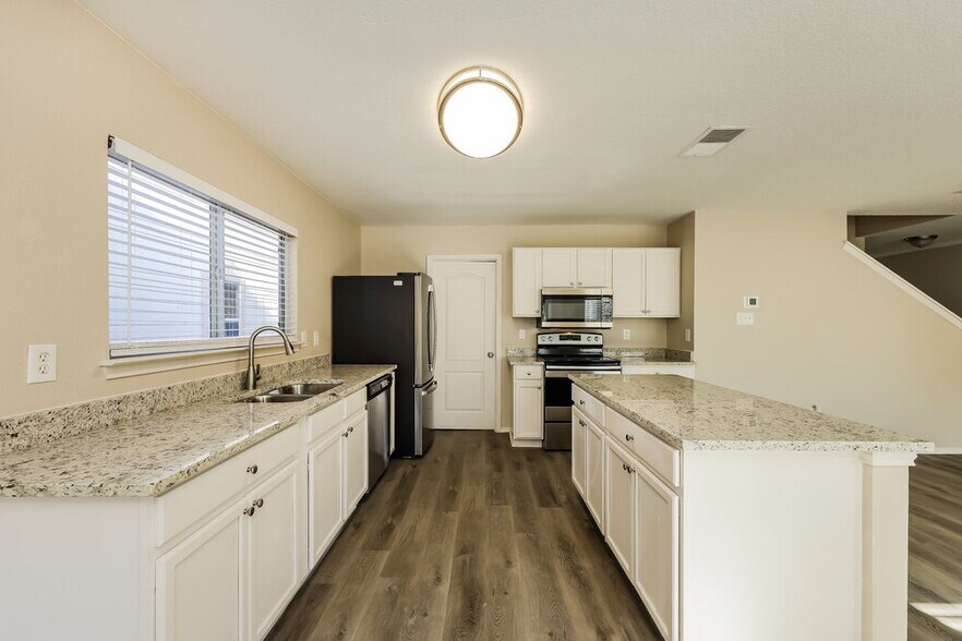 Building Photo - 1239 Butler Dr