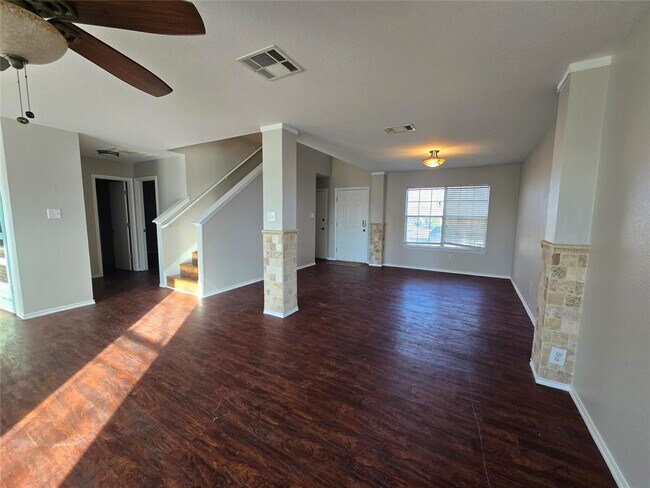 Building Photo - 203 Wiley St