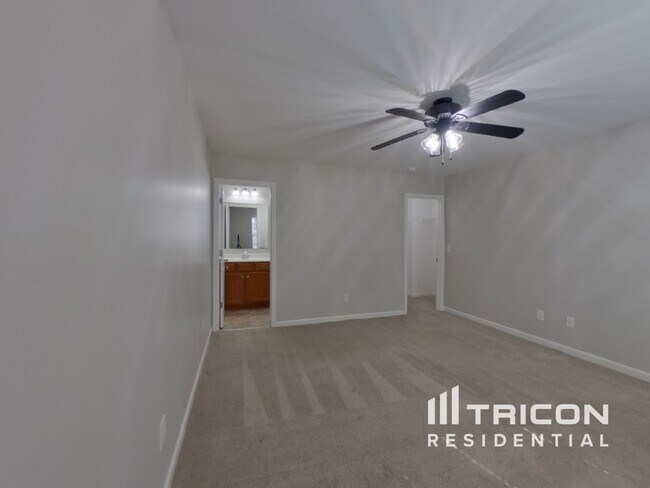 Building Photo - 8222 Midas Ln