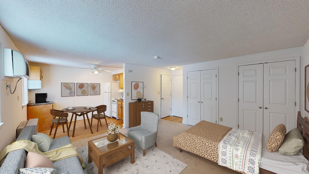 Building Photo - Regency Park North