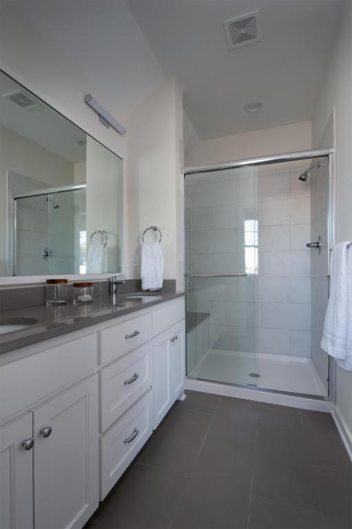 Building Photo - 7930 Greystone St