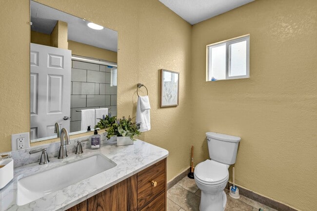 Building Photo - FULLY FURNISHED HISTORIC CHARMER BETWEEN UNR & DOWNTOWN – UTILITIES INCLUDED, MODERN UPGRADES, PR...