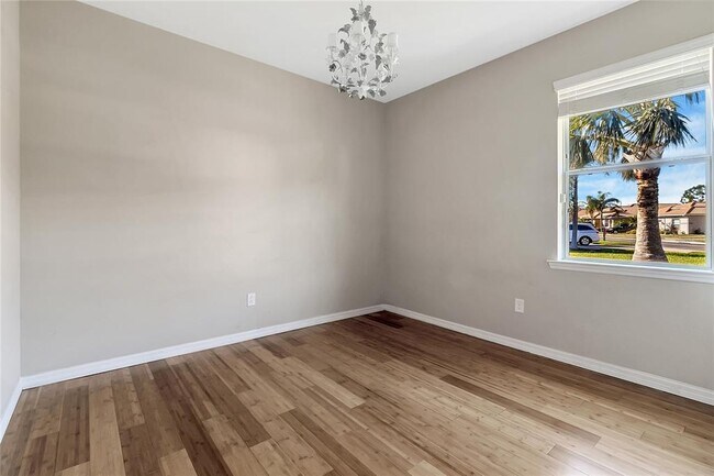 Building Photo - 6289 Falcon Lair Dr