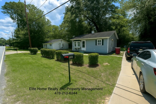 Primary Photo - 1073 Haywood Rd