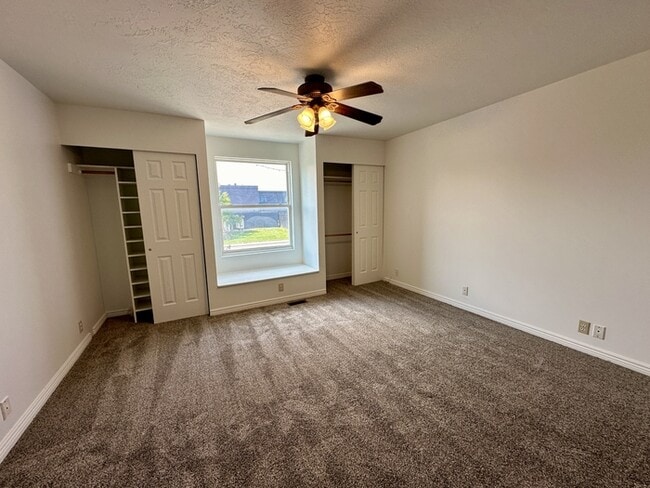 Building Photo - West Jordan