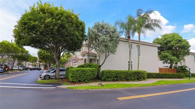 Building Photo - 5662 NW 112th Ct