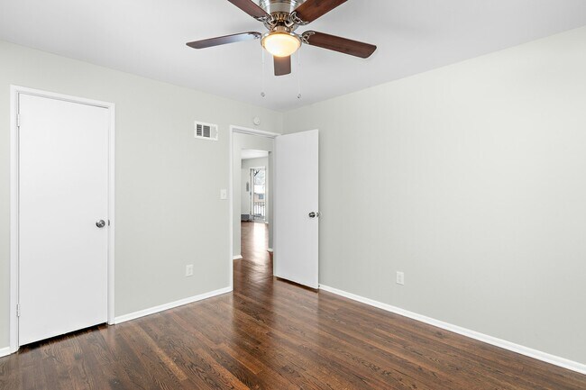 Building Photo - 6119 Marty Street, Unit H