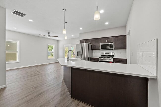 Building Photo - Newly Built 3 Bedroom House w Garage