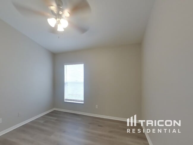 Building Photo - 10610 Little Bend Ln
