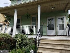 Building Photo - 621 Eldridge Ave