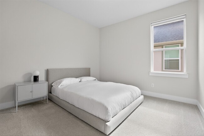 Building Photo - 26906 Arethusa Ct