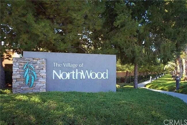 Building Photo - 4 BEDROOM 3 BATH NORTHWOOD ESTATES GATED P...