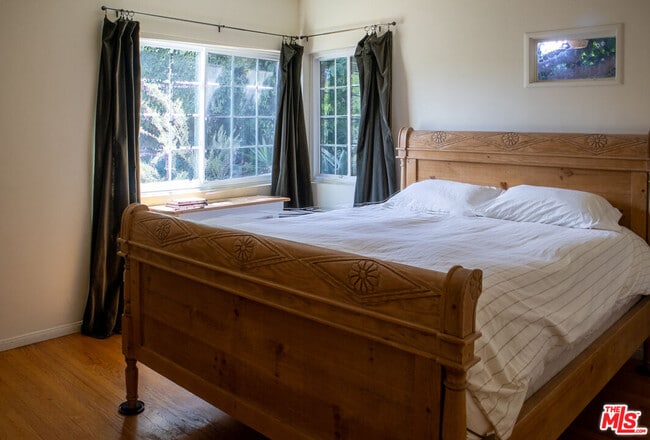 Building Photo - 14135 Hatteras St