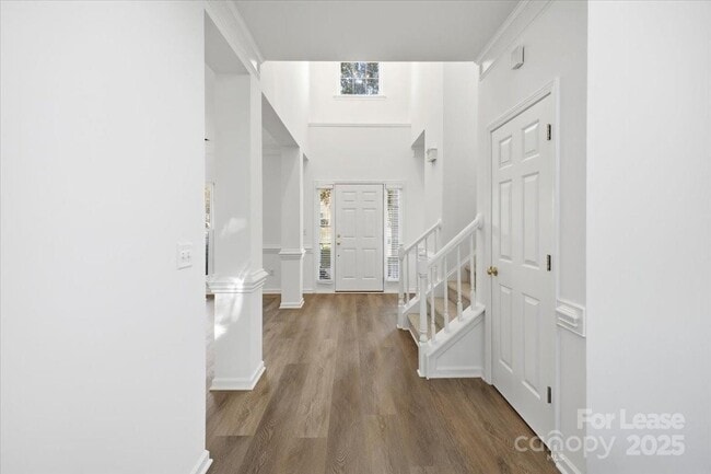 Building Photo - 7709 Sedgebrook Dr E