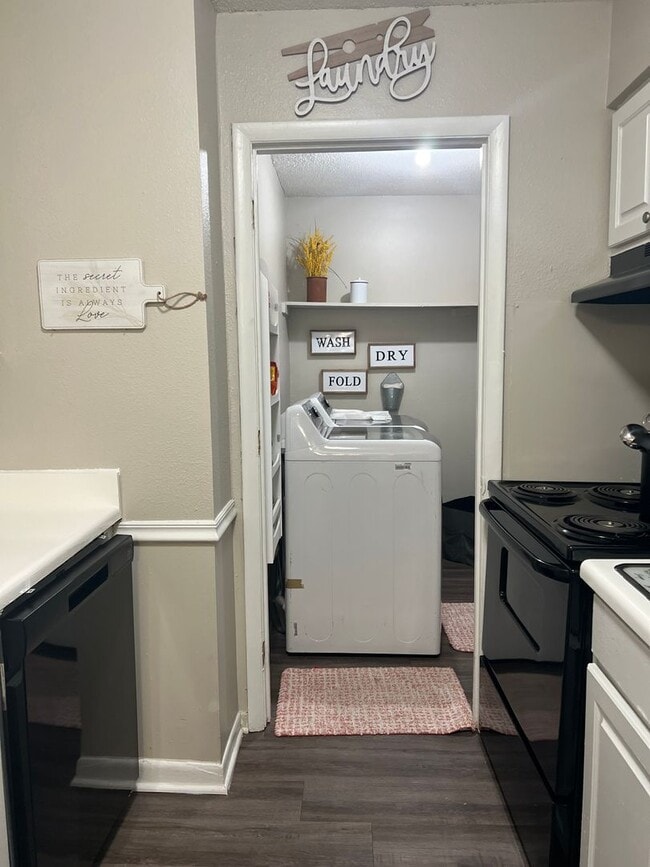 Interior Photo - Oaks at Edgemont