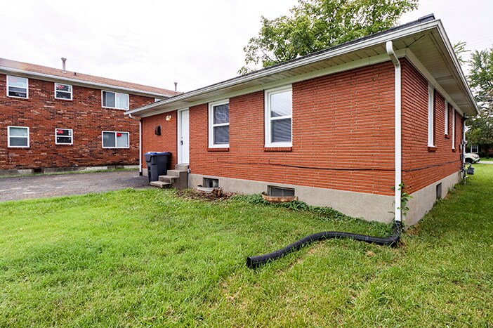 Building Photo - 4801 Oak Park Dr