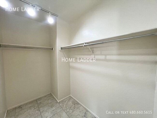 Building Photo - 44779 W Paitilla Ln