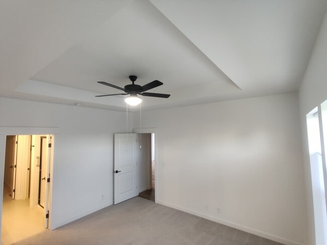 Master Bedroom_1 - 11057 W Shelborne St