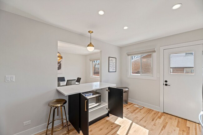 Building Photo - 9084 Barberry Ln