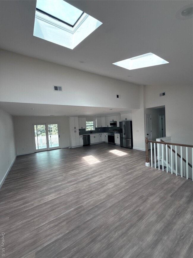 Building Photo - 3 Nevada St