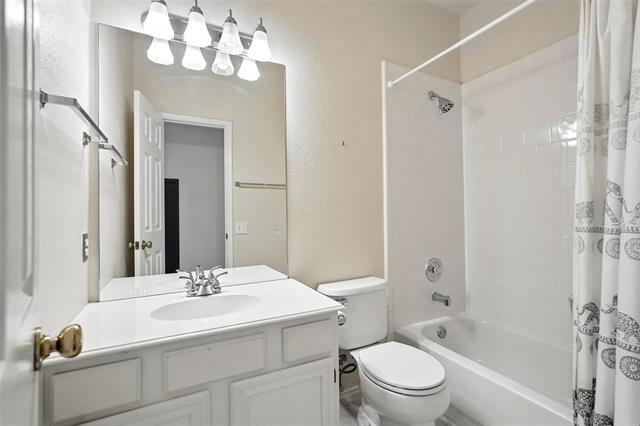 Building Photo - 6705 Candlecreek Ln