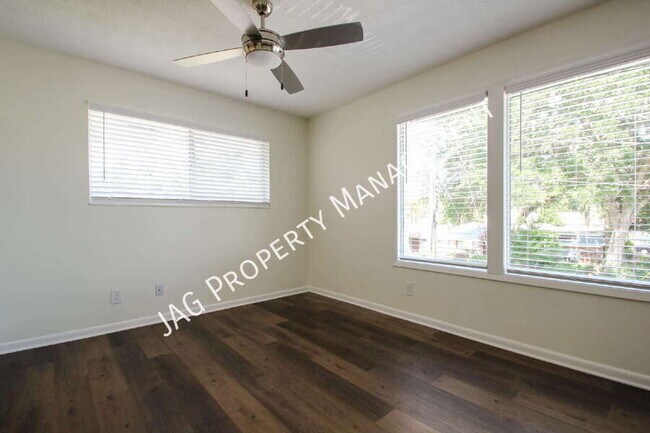 Building Photo - 1436 Berrier St