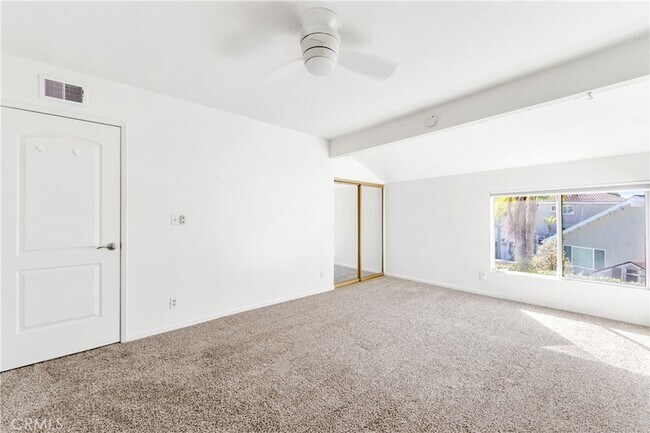 Building Photo - 16293 Wayfarer Ln