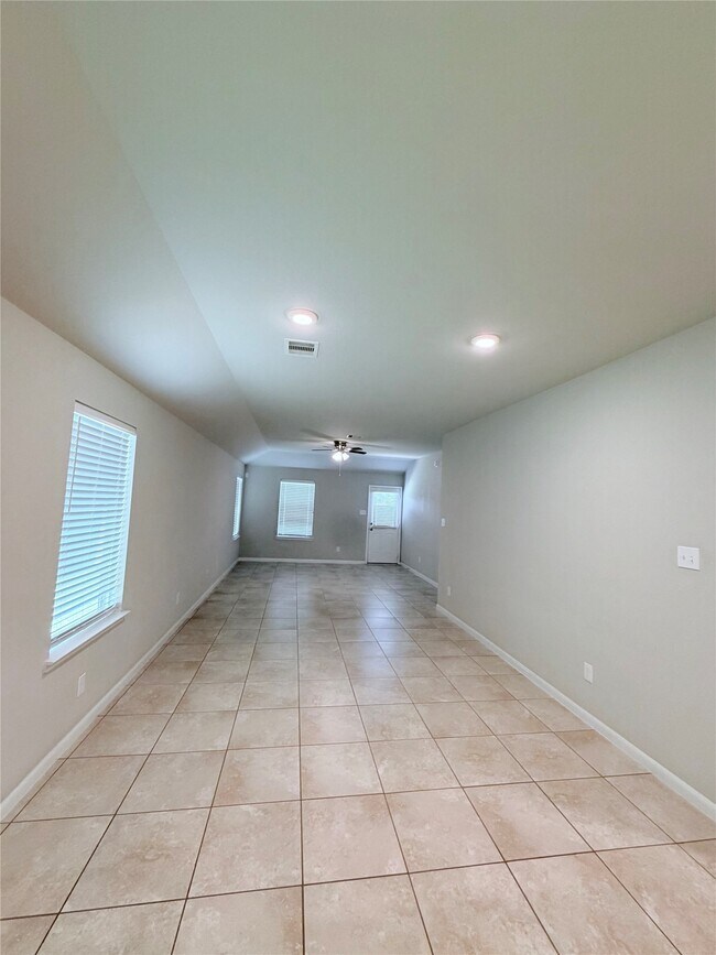 Building Photo - 6934 Scarlet Sagebrush St