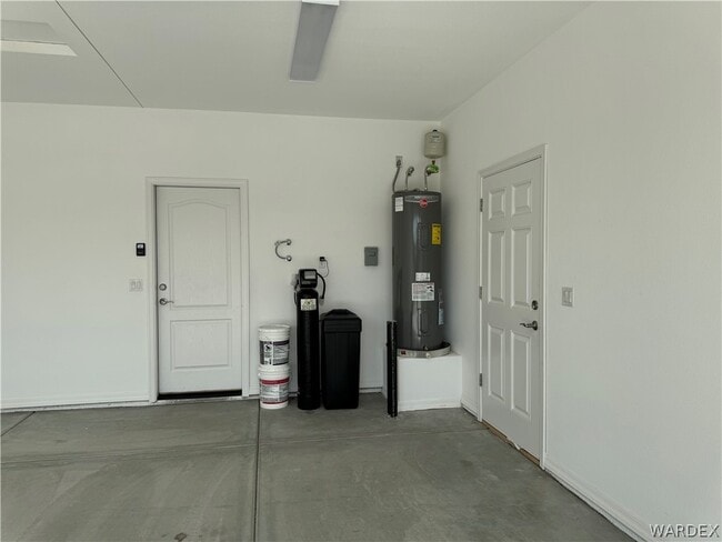 Building Photo - 5079 S Jacaranda Pl