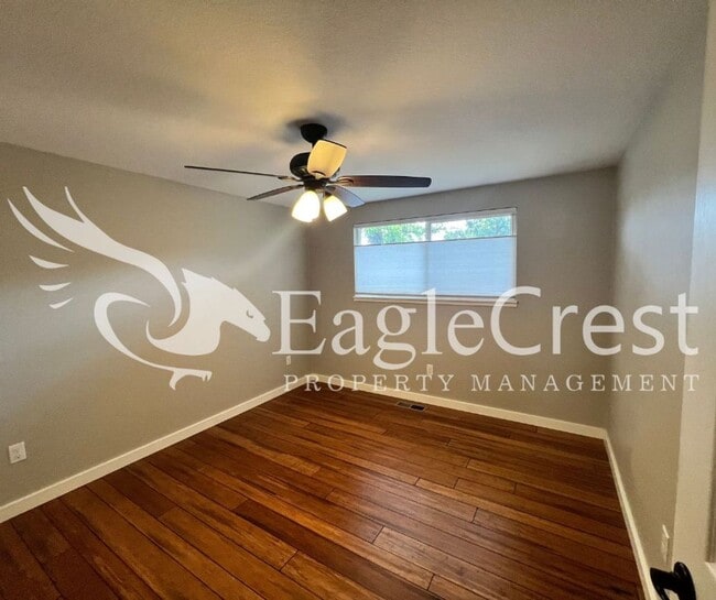 Building Photo - Two Bedroom, One Bathroom House with Fence...
