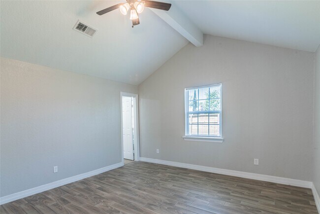 Building Photo - 12850 Ashford Creek Dr