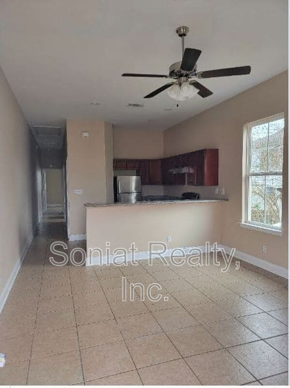 Building Photo - 2325 Abundance St